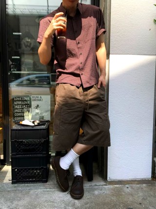 红色