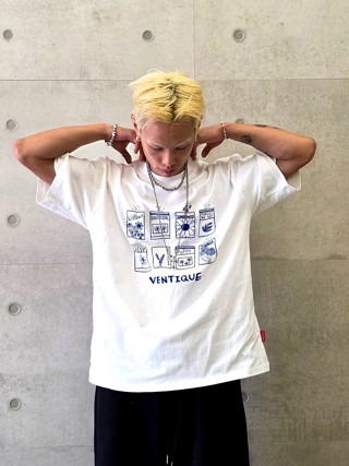白色