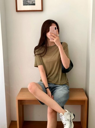白色