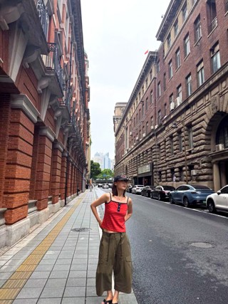 红色