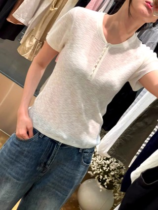 白色