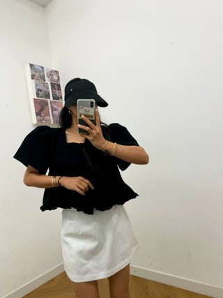 黑色