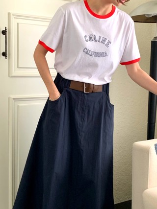 白色