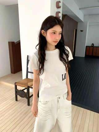 白色