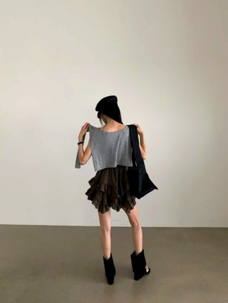 灰色