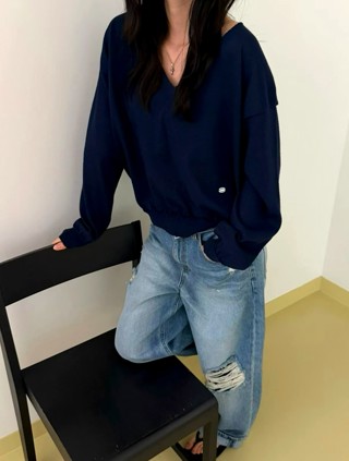 深蓝色