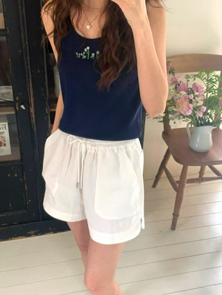 白色