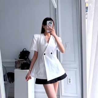 白色