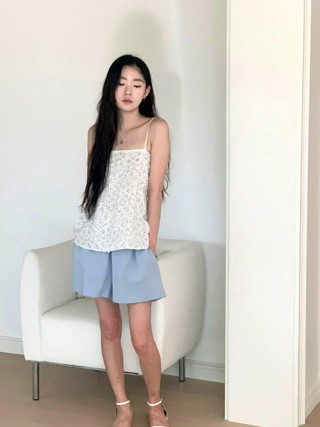 白色