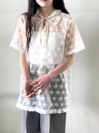 白色