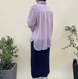 蓝色