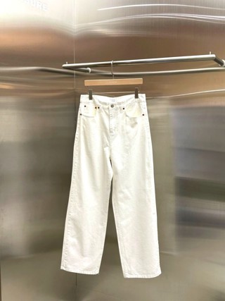 白色