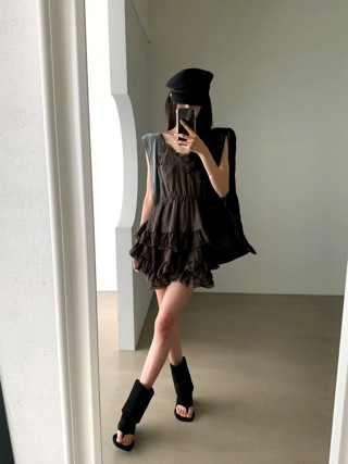 深棕色
