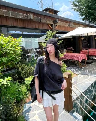 白色