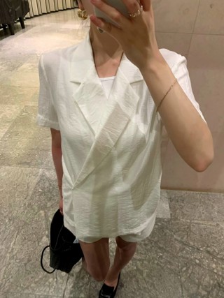 白色