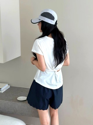 白色