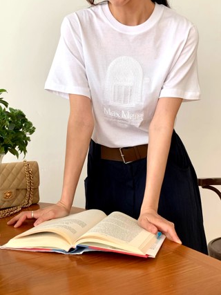 白色