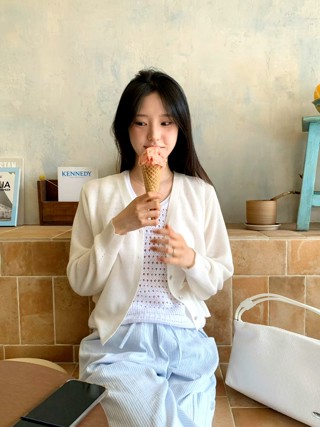 白色