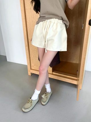 米色