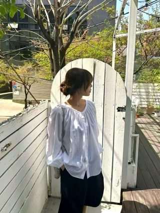 白色