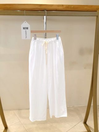 白色