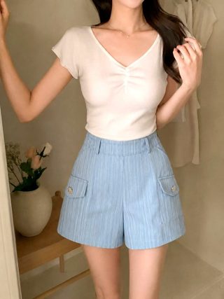 蓝色