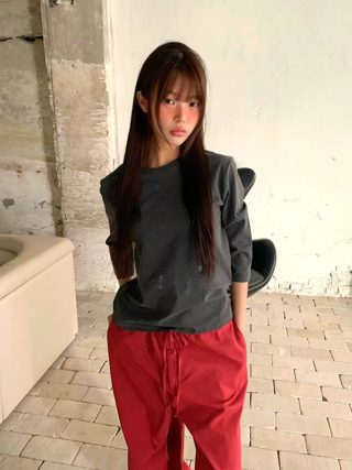 深灰