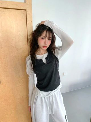 黑色
