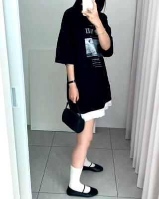 黑色
