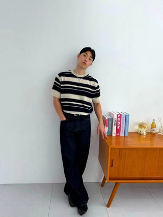 黑色