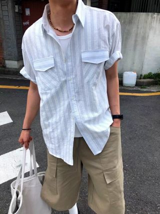 白色