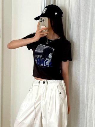 白色