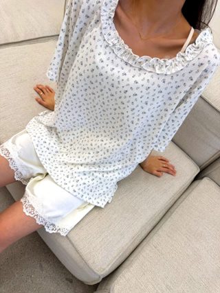 白色