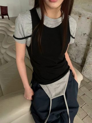 黑色