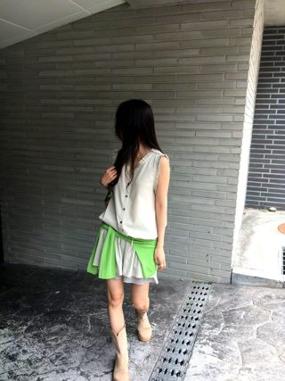 白色