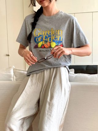 灰色