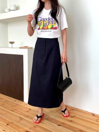 藏青色