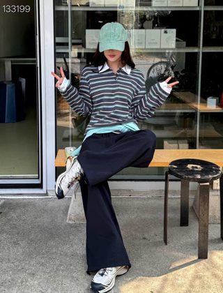 黑色