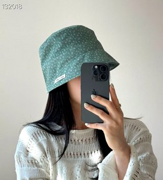 青绿色