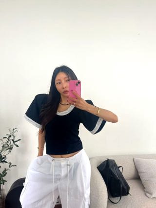 黑色