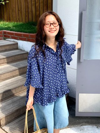 红色