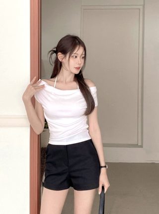 黑色