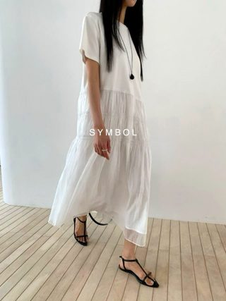 白色