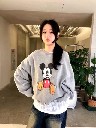 灰色