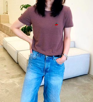 酒红色