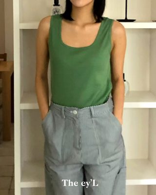 草绿色