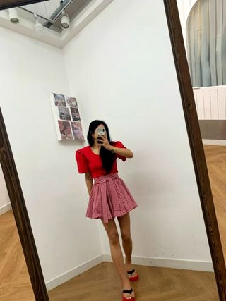 红色