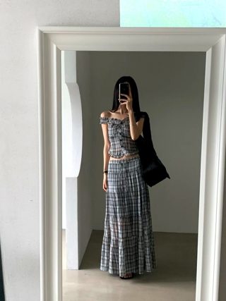 灰色
