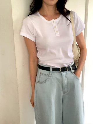 白色