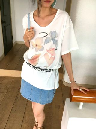 白色